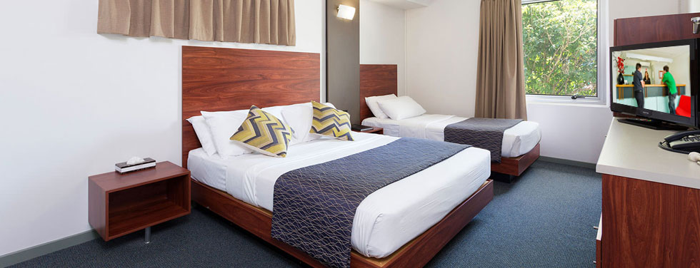 Rocklea International Motel - Deluxe Twin Room